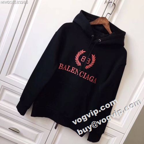  バレンシアガコピー BALENCIAGAコピー セレブ愛用の超人気商品トップス パーカー アウトドア系 程よい厚み 2022  