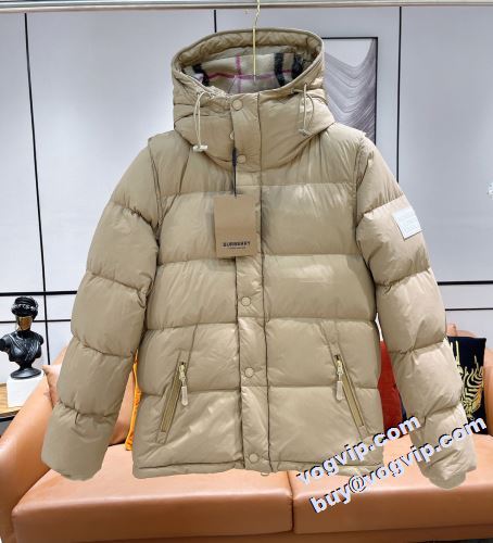 高級感を引き立てる バーバリーコピー ブランド 2022秋冬 バーバリー BURBERRY 保温性を発揮する ダウンジャケット 2色可選