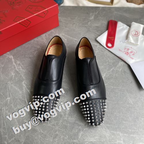 カジュアルシューズ ファション性の高い  シューズ  Christian Louboutinコピー 2022 クリスチャンルブタンコピー 入手困難！        