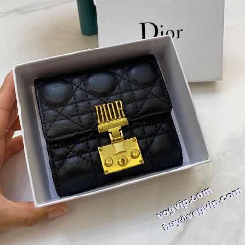 スーパーコピー 激安 絶大な人気を誇る ディオール DIOR 2022秋冬 小銭入れ ミニ財布 爆買いセール