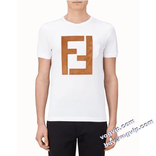 2022 個性派 FENDIスーパーコピー 半袖Tシャツ 2色可選 使い勝手抜群