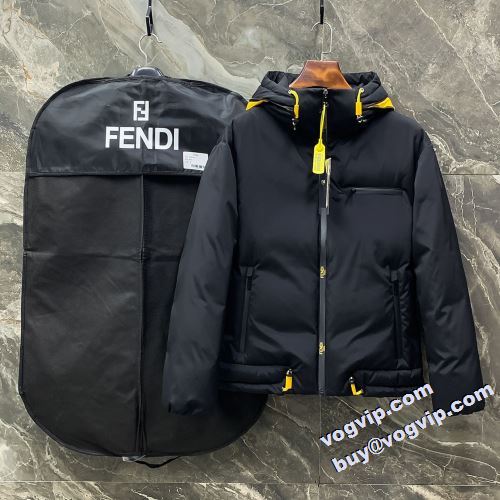 2022秋冬 超目玉 フェンディブランドスーパーコピー FENDI ダウンジャケット コート タンポポの綿毛のようなダウンを80％も使用する事で抜群の軽さそして柔らかさを実現