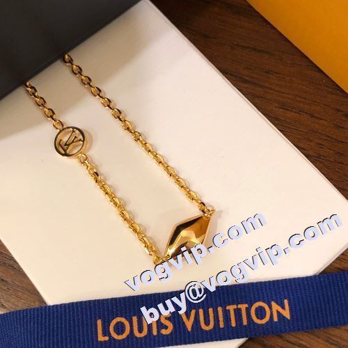 シックスタイルに活躍 2022 ルイ ヴィトン LOUIS VUITTON ネックレス チョーカー LOUIS VUITTONブランド 偽物 通販