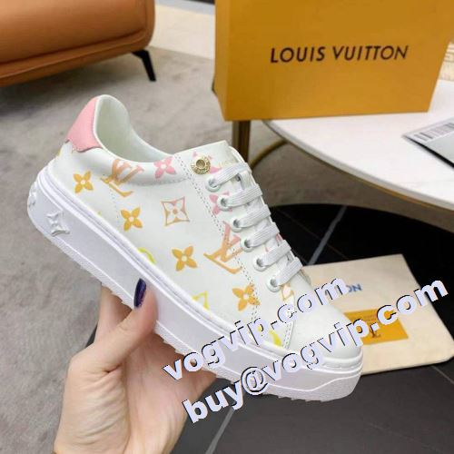 2022秋冬毎日新作 ルイ ヴィトン LOUIS VUITTON ヴィトンコピースニーカー レディースシューズ 3色可選 脚長美脚効果がある