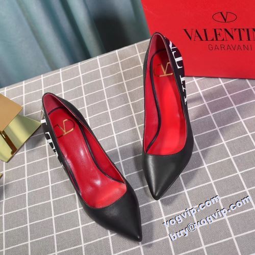 ヴァレンティノコピー お洒落自在 2022 ヴァレンティノ VALENTINO ハイヒール レディースシューズ パンプス どんなスタイリングも今ドキっぽくみせてくれるおすすめのアイテム