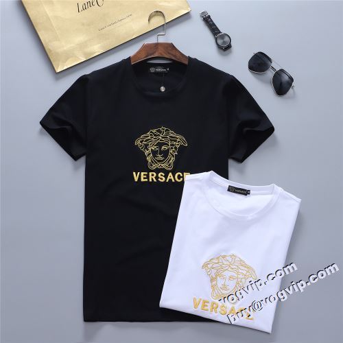 VERSACE 2022秋冬 日本未入荷モデル ヴェルサーチブランド 偽物 通販 半袖Tシャツ 肌に馴染みやすい 2色可選