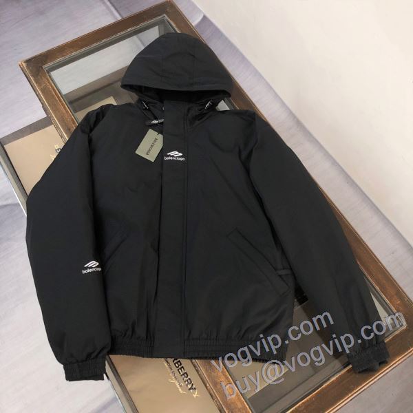 セレブ風 バレンシアガ BALENCIAGAスーパーコピー 2024新作登場 ダウンジャケット 寒暖によって調節できる