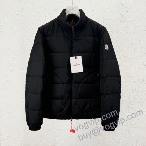 綺麗に決まるフォルム！ vogブランド コピー 優良店 ダウンジャケット モンクレール MONCLER 2024数量限定爆買い 厳しい寒さに耐える