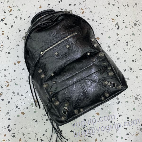リュックバレンシアガ BALENCIAGAブランドコピー 2024秋冬新作 耐久性に優れ