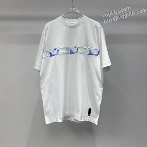 ブランド コピー 販売 高級感ある 2024新作品 フェンディ FENDI 半袖tシャツ 配いろ 涼しい 半袖Tシャツ 2色可選