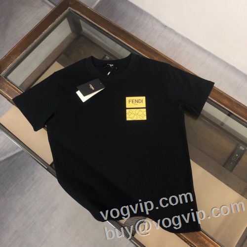 ブランドコピー専門店 2024春夏新作 フェンディ FENDI 半袖Tシャツ 体の運動機能を助け 2色可選  海外セレブ定番愛用