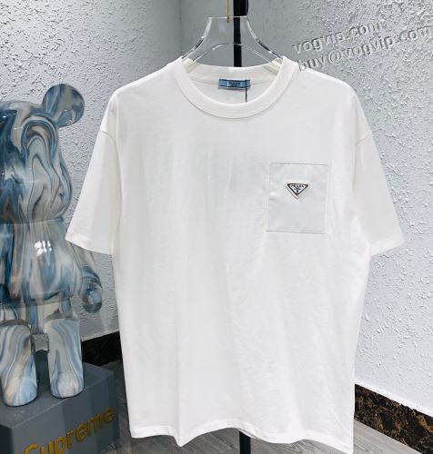 ブランドコピー専門店 強い魅力を感じる一枚 半袖Tシャツ 2色可選 2024年モデル入荷 プラダ PRADA 生地感も汗抜け感良い印象