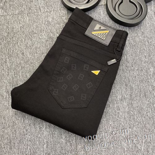 ブランドスーパーコピー 激安専門店 SALE!今季 フェンディ FENDI 2024新作登場 ジーンズ