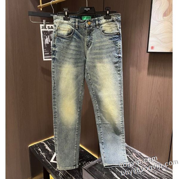 ジーンズ どんなシーンにもピッタリ ルイ ヴィトン コピー商品 上品な輝きを放つ形 2024爆買いお買い得