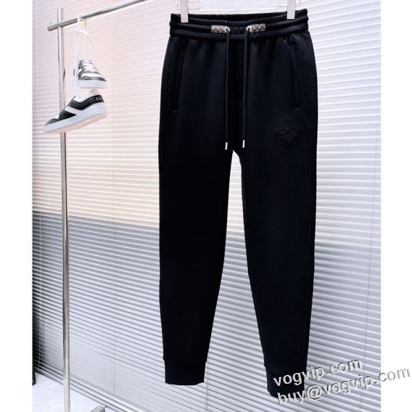ルイ ヴィトン スエットパンツ 大絶賛の履き心地! 特徴的な形 LOUIS VUITTONスーパーコピー 2024秋冬季新作