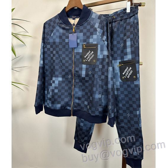 2024新商品 ブランドコピー激安販売屋 ファション性の高い ルイ ヴィトン LOUIS VUITTON ジャージセット 上下セット 優しく柔らかな肌触り