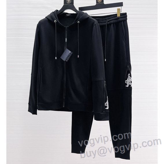 プラダVOGブランドコピー 今買い◎得 ジャージセット 上下セット 2024赤字超特価限定セール ビンテージ感ある