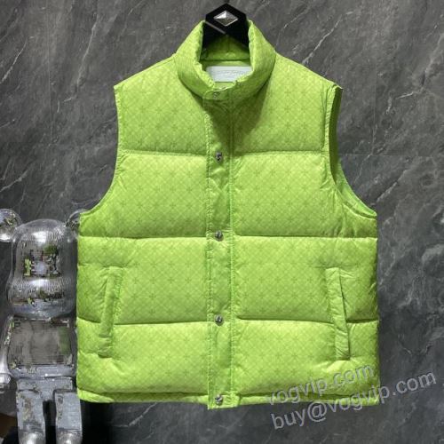 2025HOT人気セール クロムハーツブランド 偽物 通販 MYCHR005 ふわふわな感触 ベスト ダウンジャケット 個性的なデザ