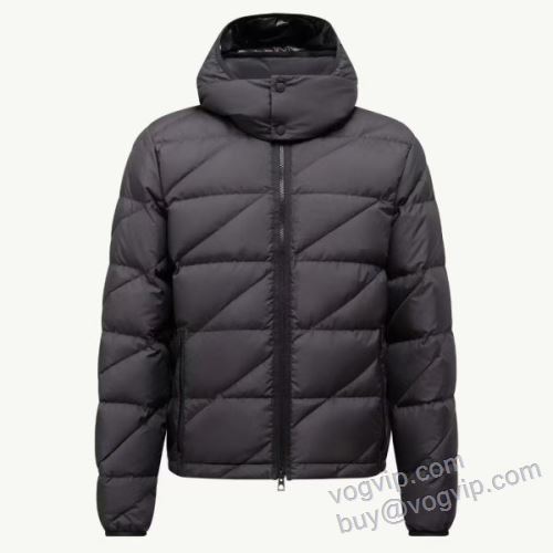 人目を惹くデザイン ダウンジャケット 2025高級品 通販 モンクレール MONCLER MEN066 高品質なスーパーコピー商品