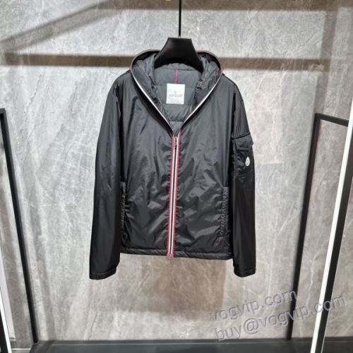 モンクレールブランドコピー TOPセラー賞受賞！ MEN090 防寒具としての機能もバッチリ ダウンジャケット 2025高品質