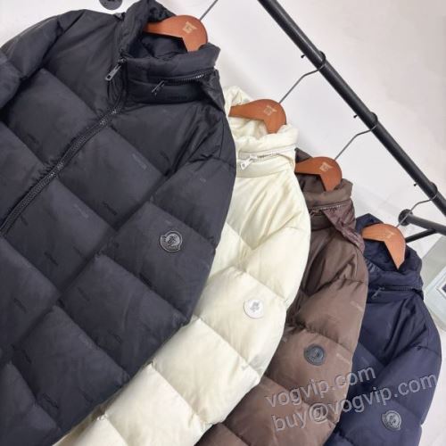 モンクレールスーパーコピー MEN113 2025最安値本物保証 防寒具としての機能もバッチリ ダウンジャケット 4色可選 大人のおしゃれに