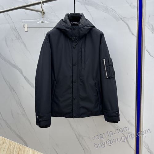 人気販売中 プラダスーパーコピー MYPR002 2025年モデル入荷 ダウンジャケット 防風性に優れ