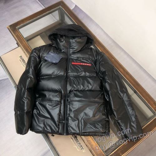 オリジナル プラダ PRADA MYPR027 ダウンジャケット VOGコピー 2025爆買いセール
