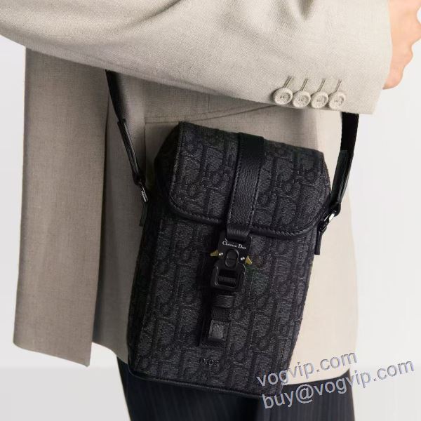 2025有名人の愛用品 DIORスーパーコピー NBAGDIOR017 ショルダーバッグ 斜め掛けバッグ ディオールスーパーコピー 激安 2色可選