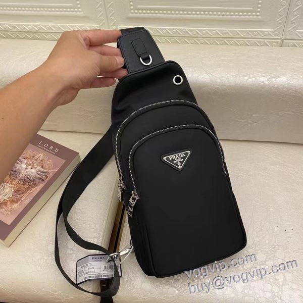 綺麗に決まるフォルムPRADAコピー ショルダーバッグ 斜め掛けバッグ 2025 セレブ愛用の超人気商品 NBAGPR078
