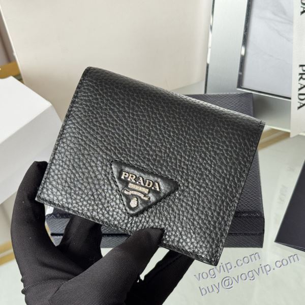 ショートパンツ 確定となる上品 プラダ スーパーコピー 激安 NQBPR006 2025春夏季超人気 二つ折り財布 クリップウォレット
