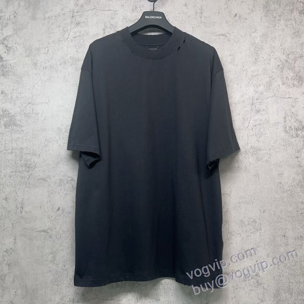 2025高級品 通販 バレンシアガ スーパーコピー 激安 NXZBAL131 半袖Tシャツ コーデ 知的なムードを演出