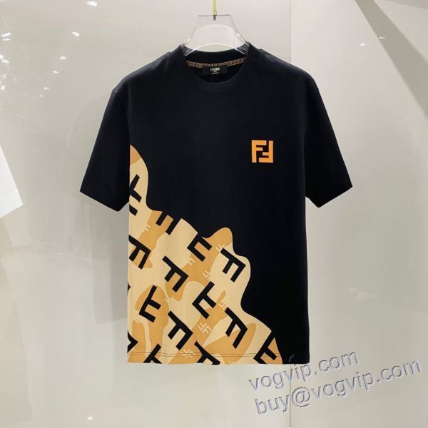 絶大な人気を誇る 半袖Tシャツ 2色可選 フェンディ FENDI 2025春夏季新作 VOGコピー