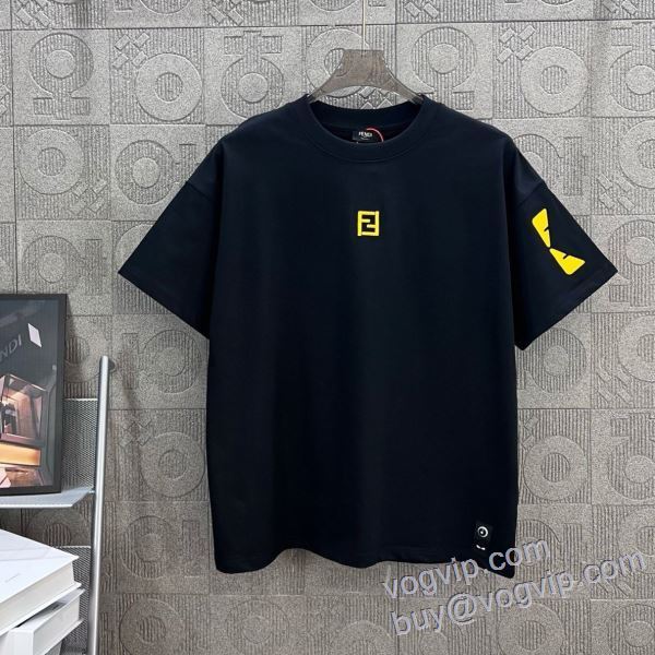 めちゃくちゃお得 半袖Tシャツ ブランドスーパーコピー 激安専門店 フェンディ FENDI 2025新商品！ 2色可選