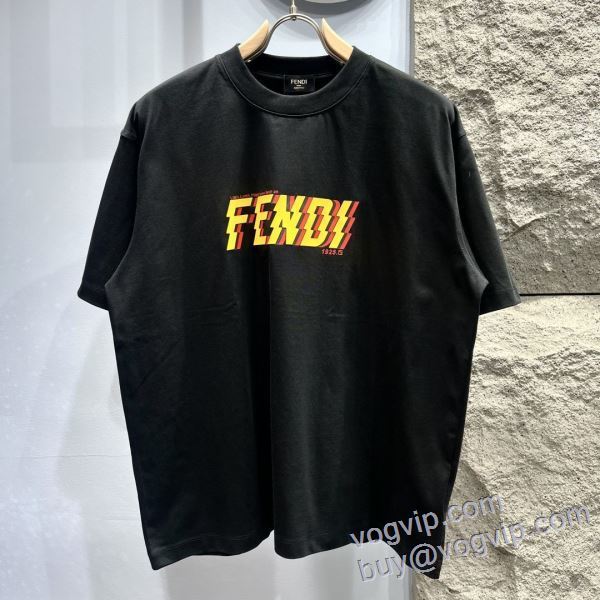 2025 売れ筋のいい フェンディ FENDI ブランドコピー代引き専門店 半袖Tシャツ 2色可選