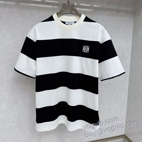 シックスタイルに活躍 ロエベ ブランドスーパーコピー 半袖Tシャツ 2025最新入荷