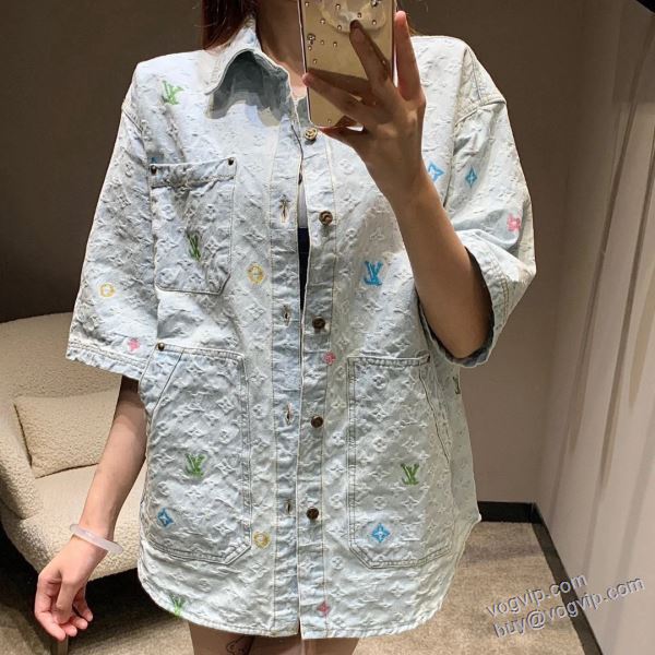 人気商品 LOUIS VUITTONブランドコピー NZLVNXZ012 2025春夏季超人気 ルイ ヴィトン デニム 半袖Tシャツ