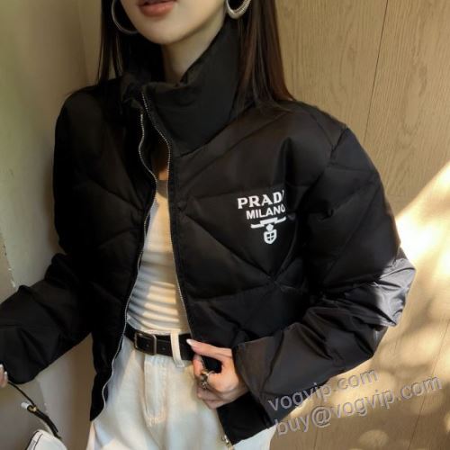 プラダ PRADAブランドコピー NWTPR022 レディース 2025爆買い定番人気 中わたジャケット ダウンジャケット