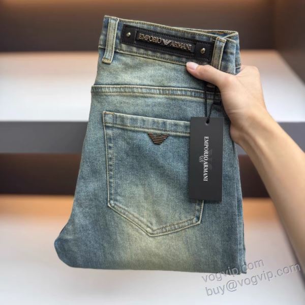 2025HOT品質保証 アルマーニ ARMANIスーパーコピー NZKAR055 ジーンズ デニムパンツ