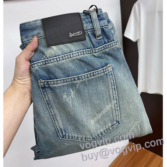 存在感のある バレンシアガ 2025爆買い低価 BALENCIAGAブランドスーパーコピー ジーンズ