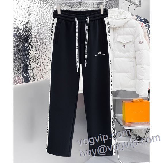 スエットパンツ チノパン バレンシアガ BALENCIAGA 2025新商品！ ブランド 偽物 通販 今からの季節にピッタリ！