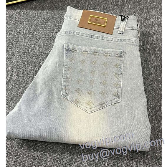 ショートパンツ 確定となる上品 バーバリー BURBERRYスーパーコピー ジーンズ 2025HOT新作登場