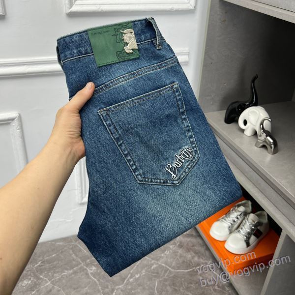 バーバリー BURBERRYコピーブランド NZKBU074 2025HOT品質保証 ジーンズ デニムパンツ