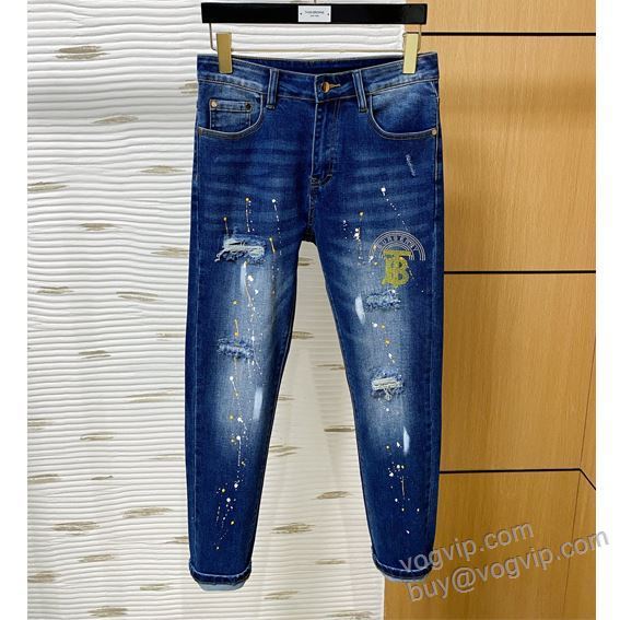 バーバリー BURBERRY NZKBU080 ジーンズ デニムパンツ 2025お得100%新品 スーパーコピー信用できるサイト