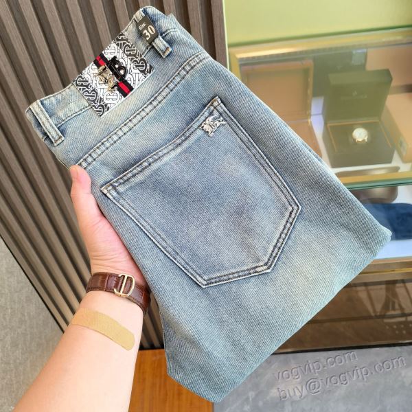 バーバリースーパーコピー NZKBU098 2025高級品 通販 ジーンズ デニムパンツ
