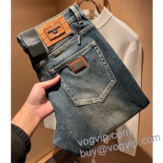 ドルチェ＆ガッバーナ Dolce&Gabbana 2025超激得格安 ジーンズ ブランドスーパーコピー 激安専門店 存在感のある