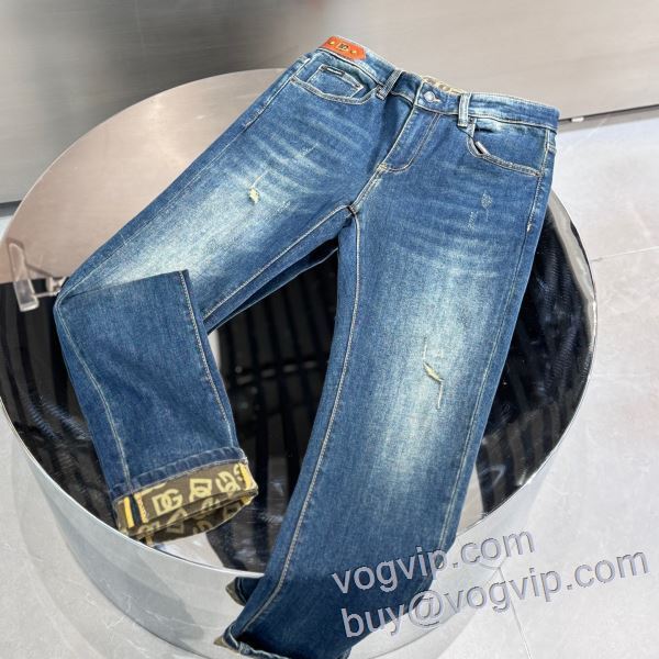 ドルチェ＆ガッバーナ Dolce&Gabbanaコピー 2025年モデル入荷 ジーンズ 優美なお出かけスタイル