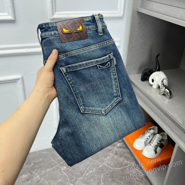 フェンディコピーブランド NZKFEN064 ジーンズ デニムパンツ 2025正規品取扱店