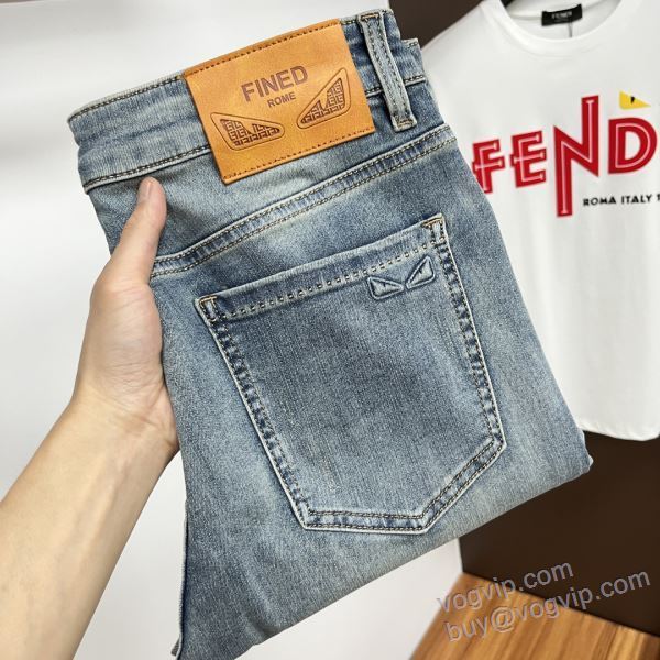 2025驚きの破格値本物保証 NZKFEN100 ジーンズ デニムパンツ フェンディ偽物ブランド