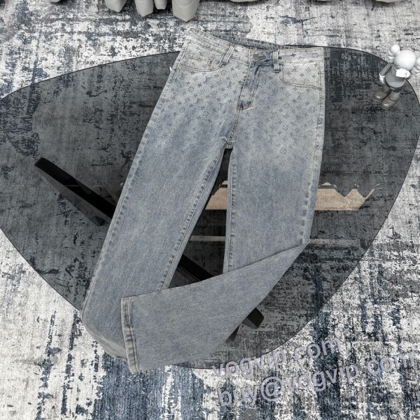 日本未入荷モデル ルイ ヴィトン LOUIS VUITTON 2025激安大特価格安 ジーンズ スーパーコピー 激安