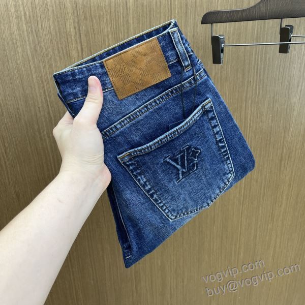 LOUIS VUITTONブランドコピー NZKLV117 2025最新入荷 ルイ ヴィトンジーンズ デニムパンツ